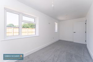 Bedroom- click for photo gallery